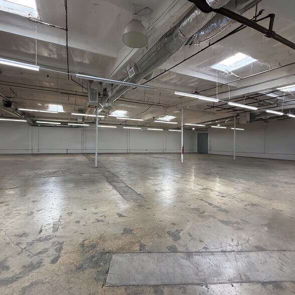 Primary Photo Of 147-155 Mission Rd, Los Angeles Service For Lease