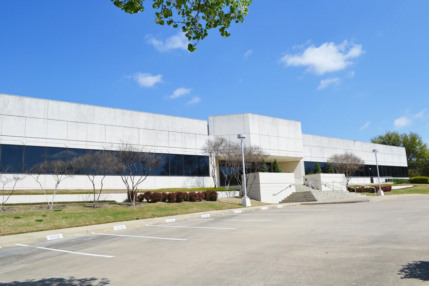 Primary Photo Of 3131 W Royal Ln, Irving Warehouse For Lease