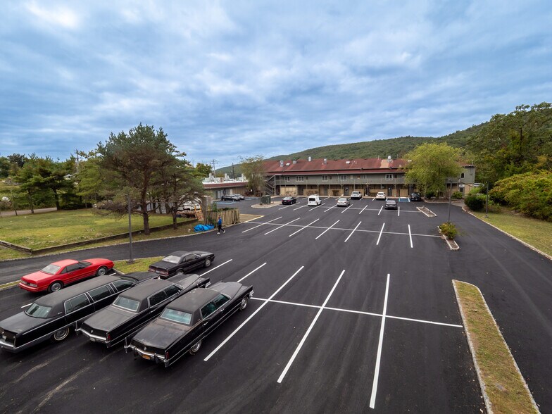 More Photos Of 1590-1610 Union Valley Rd, West Milford General Retail For Sale