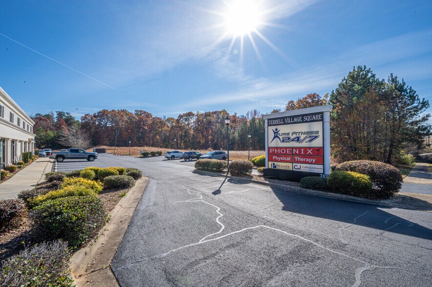 More Photos Of 7825 NC Highway 150 E, Terrell Freestanding For Sale