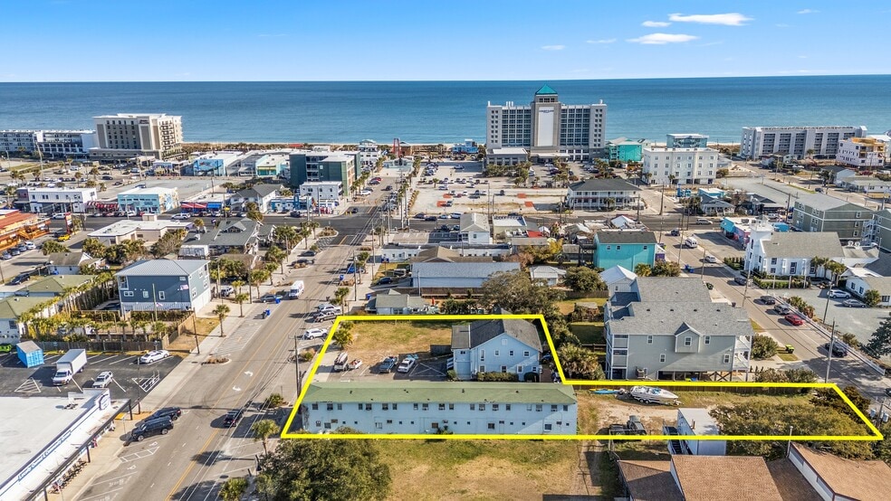 Primary Photo Of 213 Cape Fear Blvd, Carolina Beach Hotel For Sale
