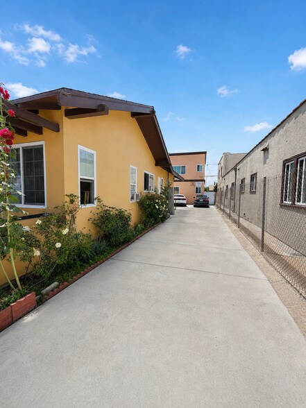 More Photos Of 1073 Hoffman Ave, Long Beach Apartments For Sale