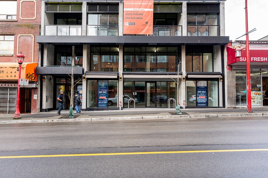 More Photos Of 241 Keefer St, Vancouver Multifamily For Sale