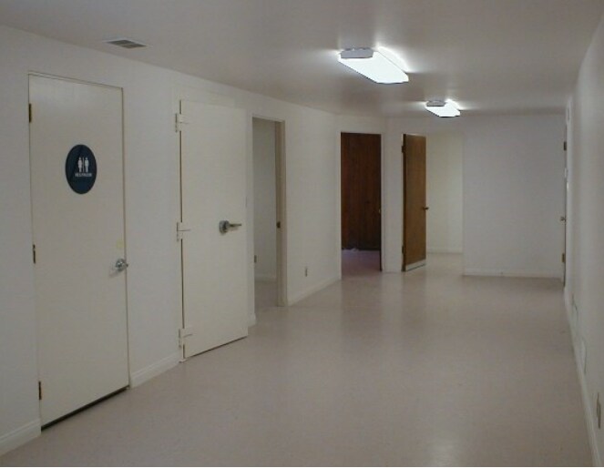 More Photos Of 181 S E St, San Bernardino Showroom For Sale