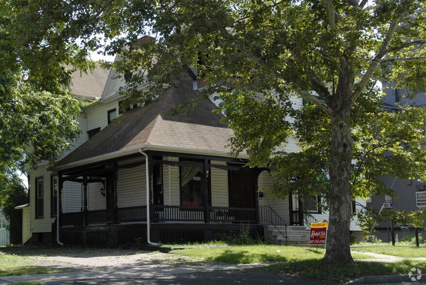 More Photos Of 355 W Church St, Elmira Office For Sale