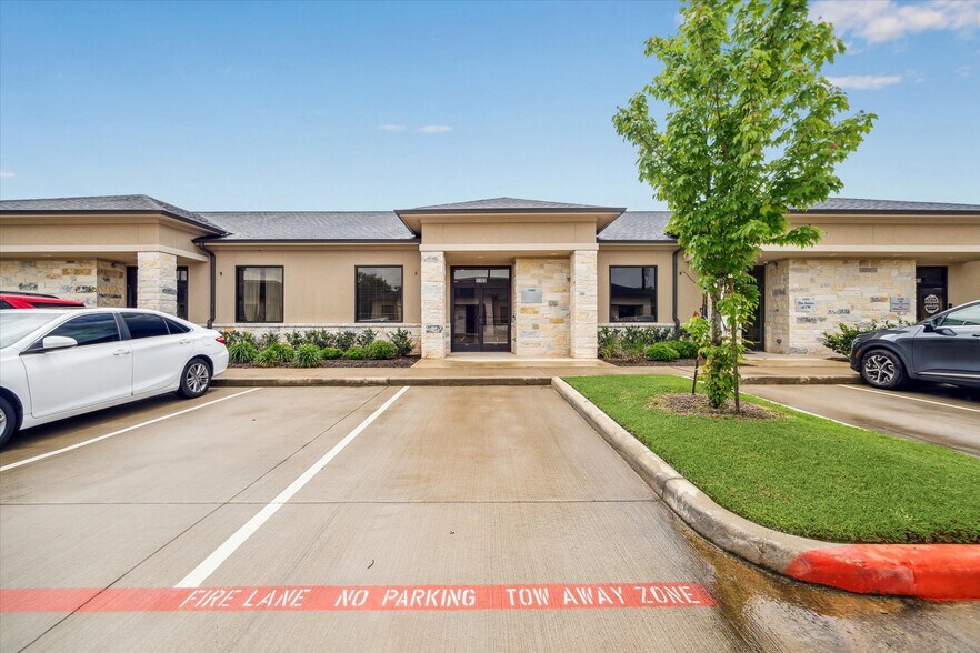 More Photos Of 4220 Cartwright Rd, Missouri City Medical For Lease