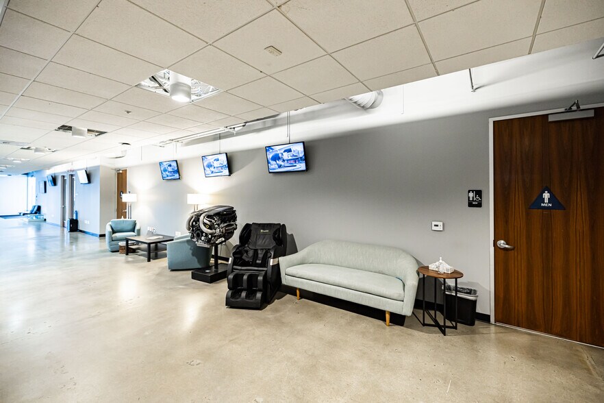 More Photos Of 2221 Rosecrans Ave, El Segundo Office For Lease