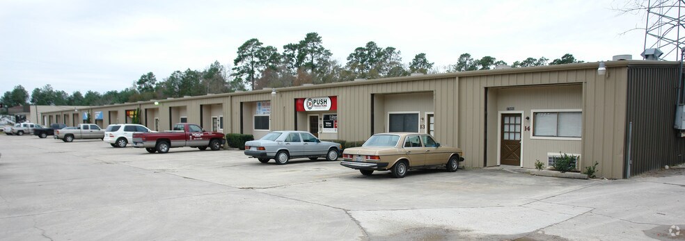 More Photos Of 27493 Hanna Rd, Conroe Warehouse For Lease