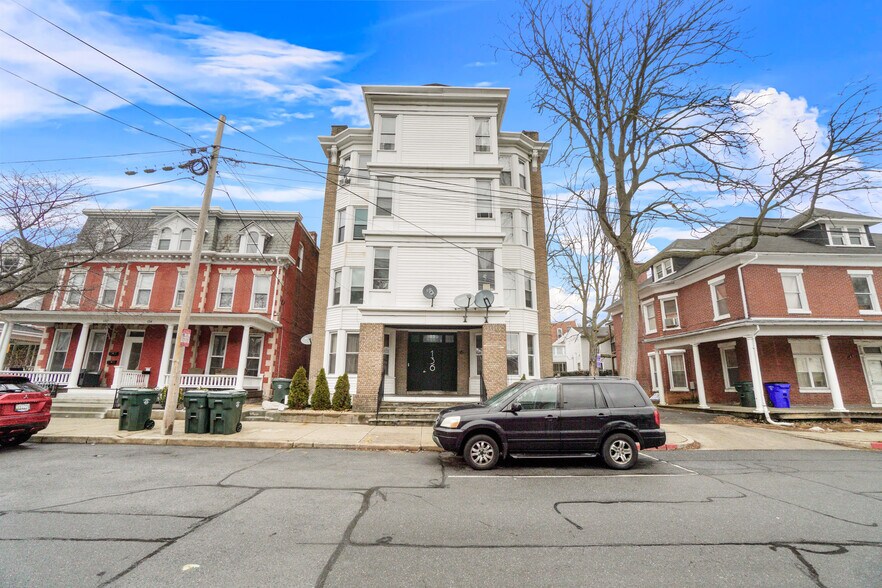 More Photos Of 136 Broadway, Hagerstown Apartments For Sale