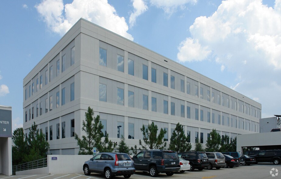 More Photos Of 4414 Lake Boone Trl, Raleigh Medical For Lease