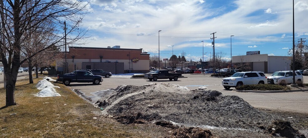 More Photos Of 3315 10th Ave S, Great Falls Restaurant For Sale