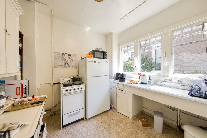 More Photos Of 2411 Durant Ave, Berkeley Apartments For Sale