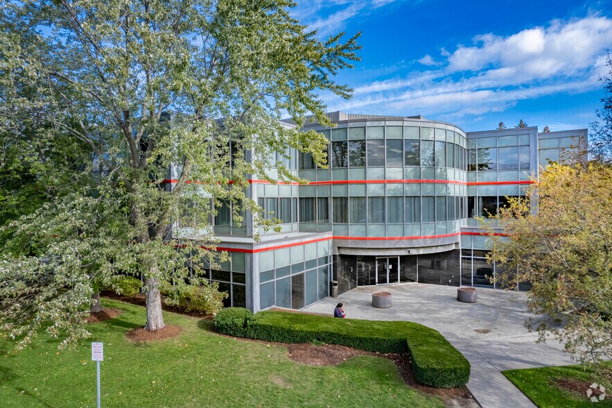 Primary Photo Of 1599 Hurontario St, Mississauga Office For Lease