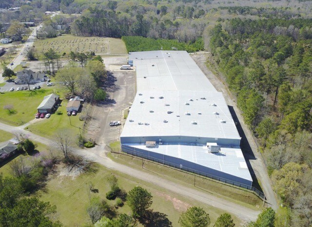 More Photos Of 267 Columbia Ave, Chapin Manufacturing For Lease