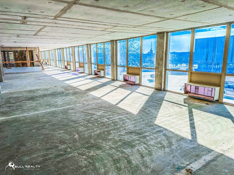 More Photos Of 450 Hank Aaron Dr, Atlanta Land For Sale