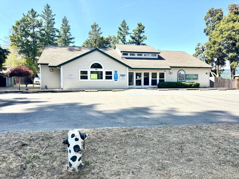 More Photos Of 200 Alderpoint Rd, Garberville Healthcare For Sale