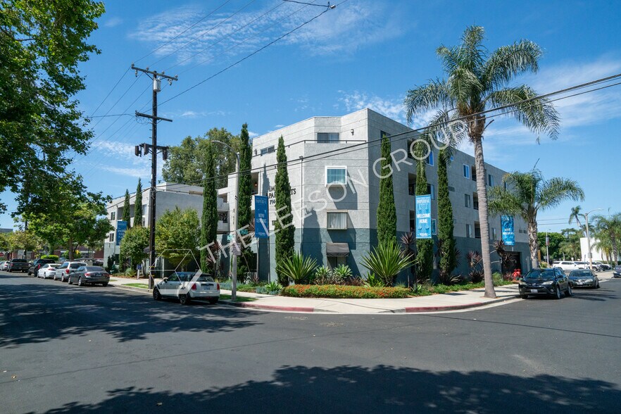 More Photos Of 1722 N Bush St, Santa Ana Apartments For Sale