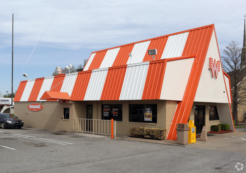 Primary Photo Of 6004 S Sheridan Rd, Tulsa Fast Food For Sale