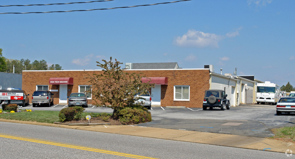 Primary Photo Of 11010 Trade Rd, Richmond Warehouse For Lease