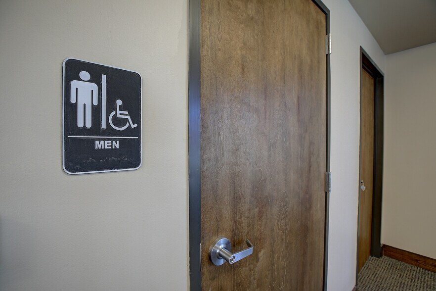 More Photos Of 810 S Rock St, Georgetown Apartments For Lease