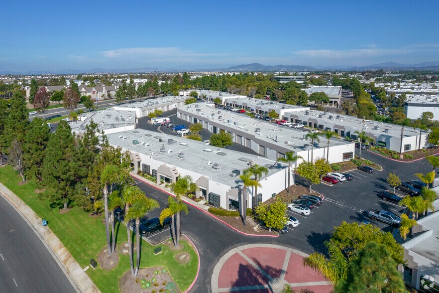 More Photos Of 5915 Mira Mesa Blvd, San Diego Unknown For Lease