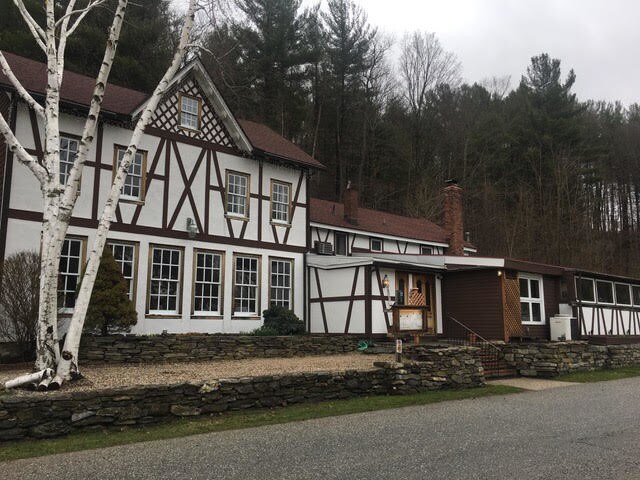 More Photos Of 3290 Ma-23, Hillsdale Hotel For Sale