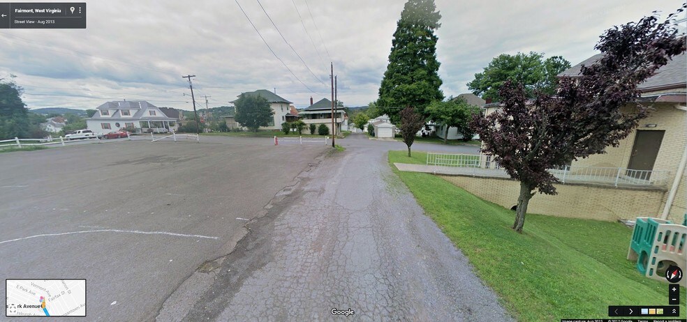 More Photos Of 801 E Park Ave, Fairmont Storefront For Sale