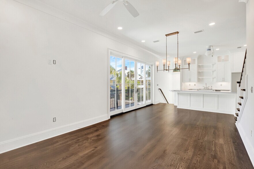 More Photos Of 104 17th st, Tybee Island Apartments For Sale