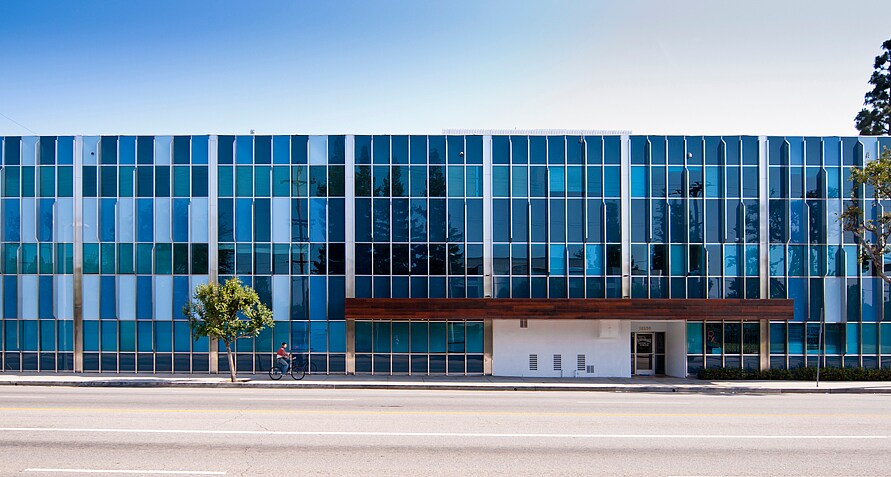 More Photos Of 18250 Roscoe Blvd, Northridge Medical For Lease
