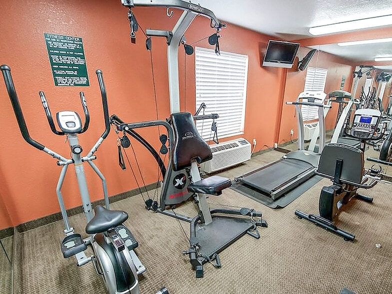 More Photos Of 8101 Aircenter Ct, Orlando Hotel For Sale