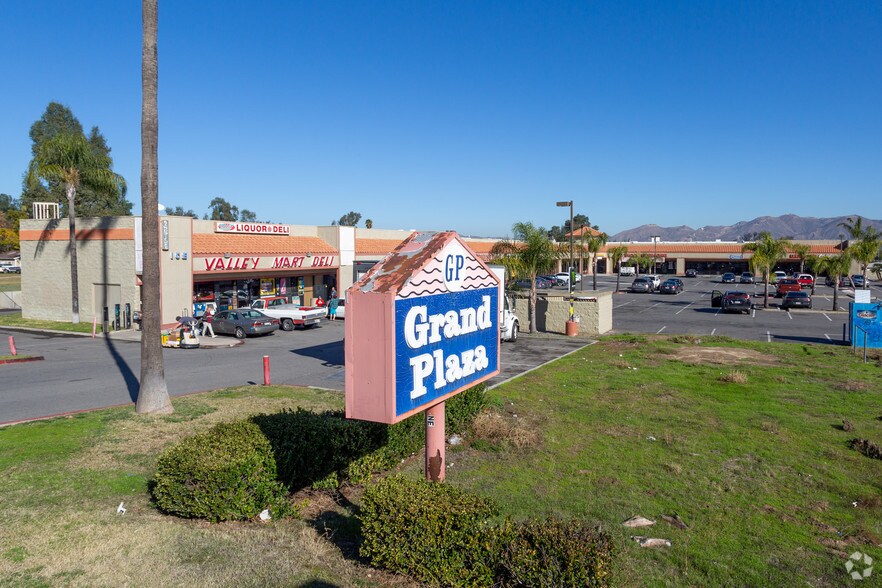 More Photos Of 19980 Grand Ave, Lake Elsinore General Retail For Sale