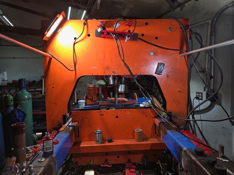 More Photos Of 822 W Main St, Crisfield Storefront Retail Residential For Sale