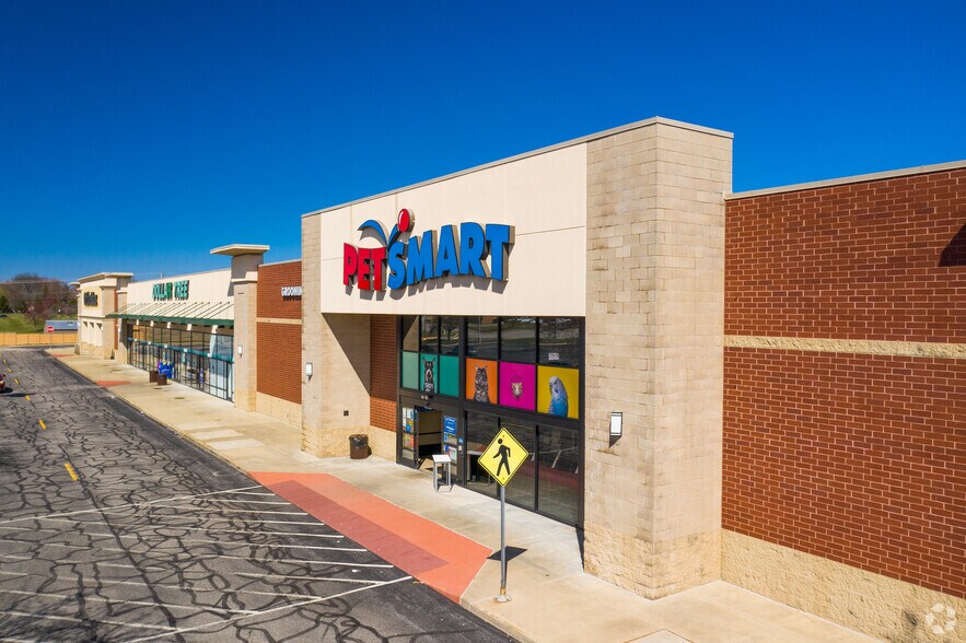 More Photos Of Frank Scott Pky & Hwy 15, Belleville Unknown For Lease