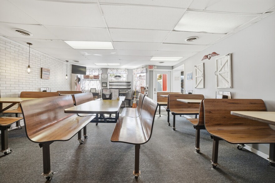 More Photos Of 12 E Main St, Shiloh General Retail For Sale