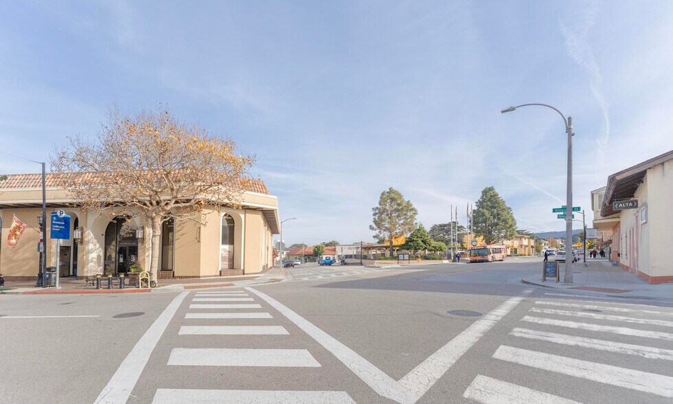 More Photos Of 499 Alvarado St, Monterey Freestanding For Sale