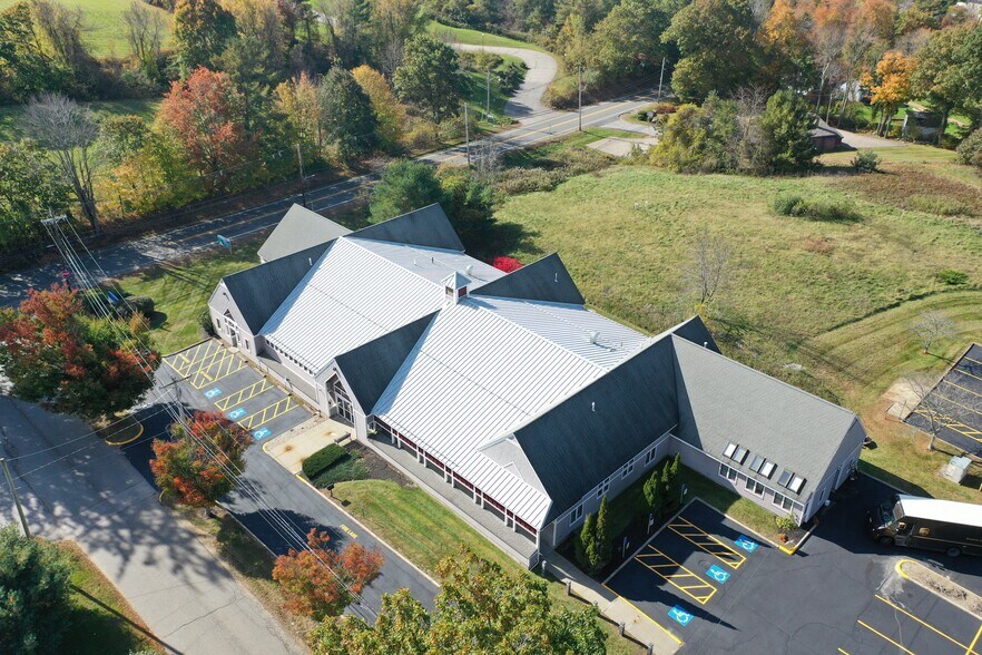 More Photos Of 407 E. Main, Spencer Medical For Lease