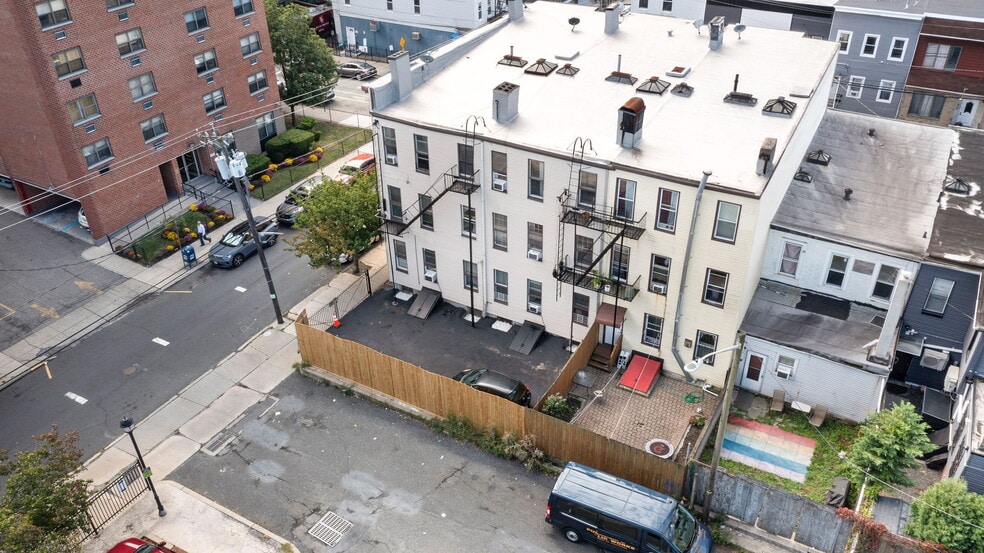 More Photos Of 130-132 Griffith St, Jersey City Apartments For Sale
