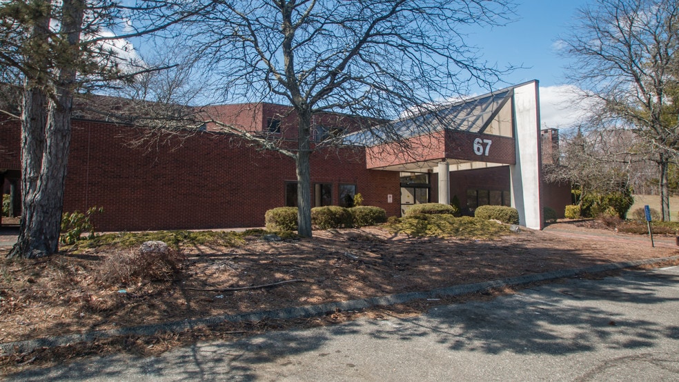 Primary Photo Of 67 Sand Pit Rd, Danbury Medical For Lease