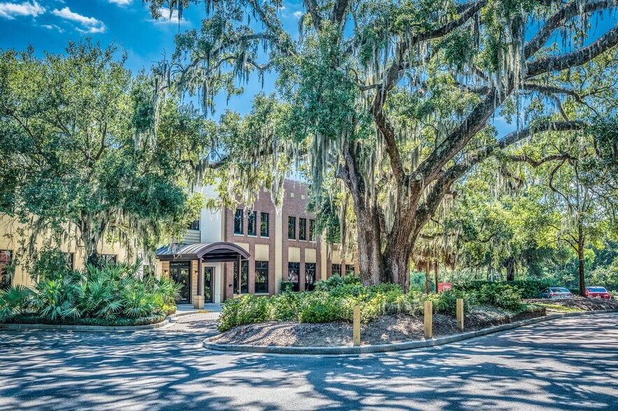 More Photos Of 4969 Centre Pointe Dr, North Charleston Office For Lease