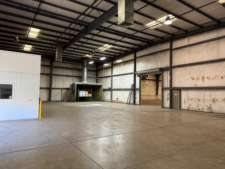 More Photos Of 2270 Ivy St, Chico Warehouse For Sale