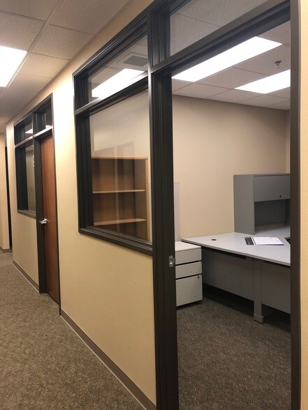 More Photos Of 300 W 15th St, Vancouver Office For Lease