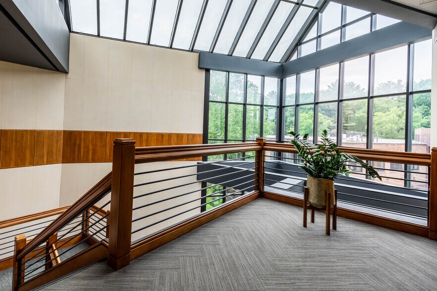 More Photos Of 500 Southborough Dr, South Portland Office For Lease