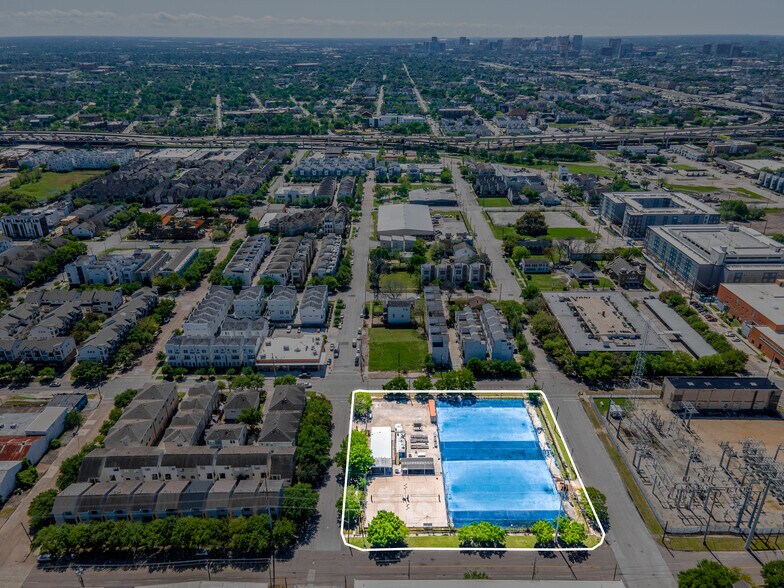 More Photos Of 2619 Polk St, Houston Land For Lease