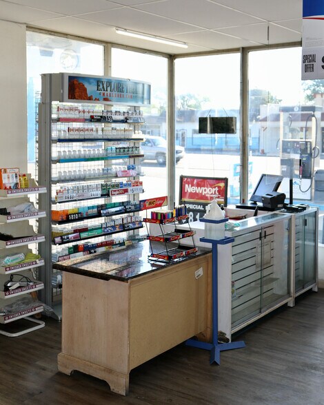 More Photos Of 1600 N Carson St, Carson City Service Station For Sale