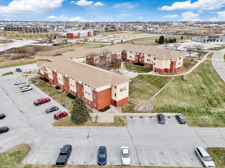 More Photos Of 2030 S Dmacc Blvd, Ankeny Apartments For Sale