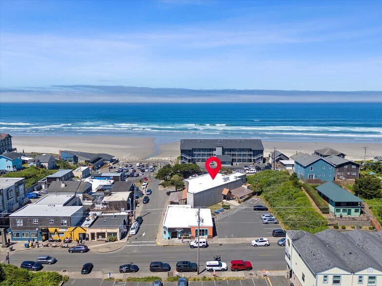 Primary Photo Of 515 NW Coast St, Newport Restaurant For Lease