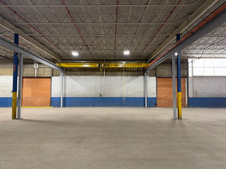 More Photos Of 3413 Eastern Ave SE, Grand Rapids Warehouse For Lease