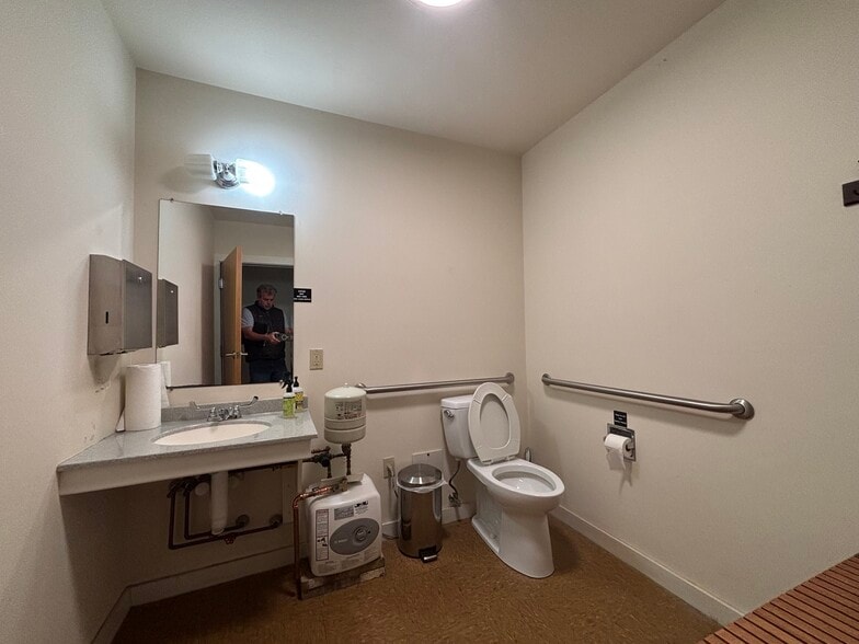 More Photos Of 44 Main St, Great Barrington Office For Sale
