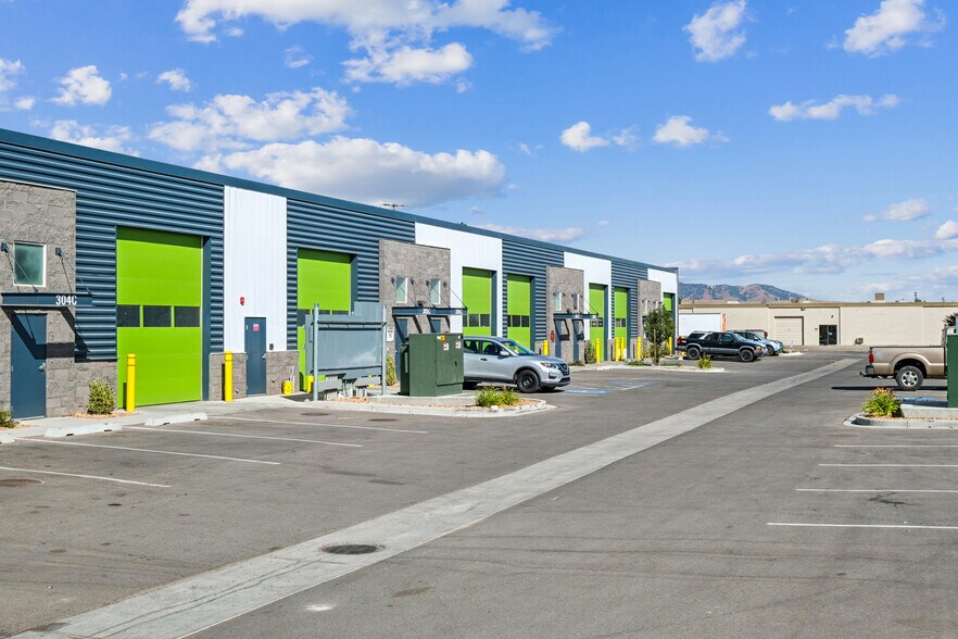 More Photos Of 9456 S Bagley Park Rd, West Jordan Showroom For Lease