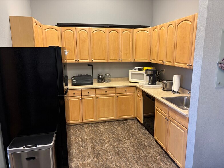 More Photos Of 16631 N 91st, Scottsdale Warehouse For Sale